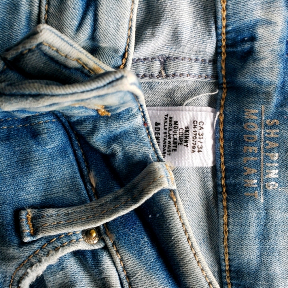3 pair H&M Super Skinny Jeans.